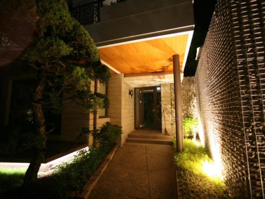 Bonum 1957 Hanok And Boutique Seoul Eksteriør billede